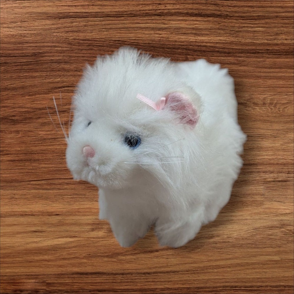 Ganz White Fluffy Cat Plush Toy 8" soft Stuffed Animal Blue eyes